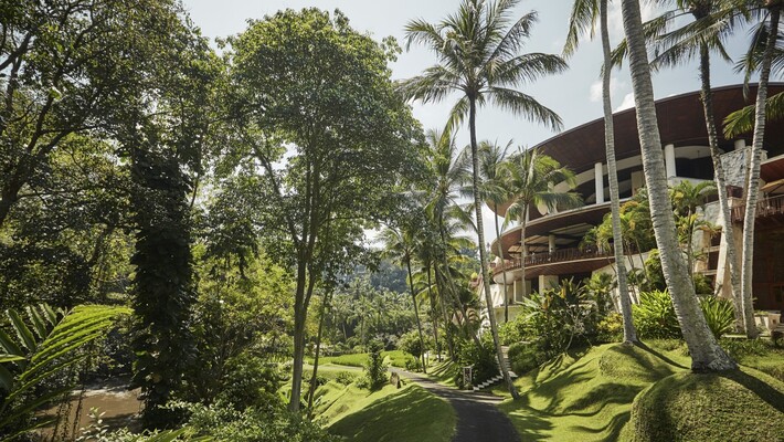 フォーシーズンズ バリ Twice the Magic オファー